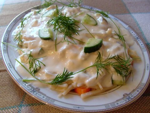 Erişte Salatası