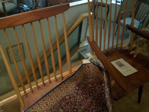 ナカシマとヘレケ　Nakashima's chair and Hereke carpet　