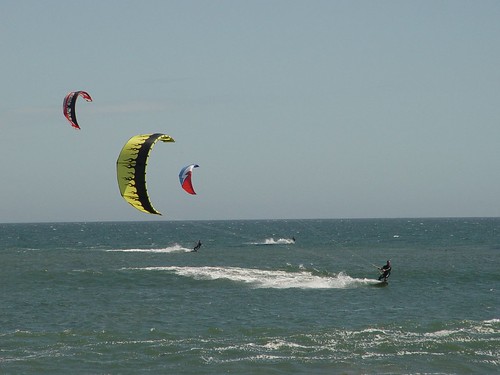 Kite Surfing off West Cliff